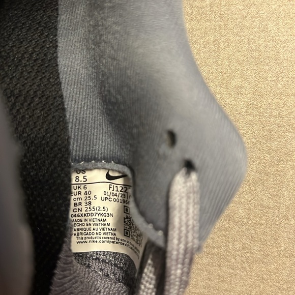 Nike ReactX Infinity Run Shoes - Picture 5 of 5